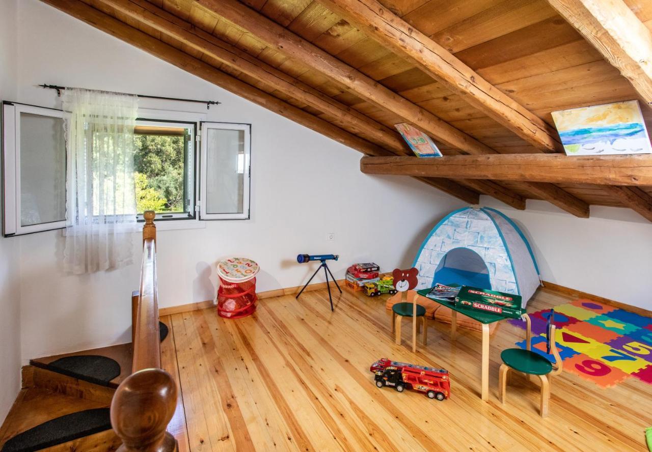 Fridas Place Halikounas Екстериор снимка