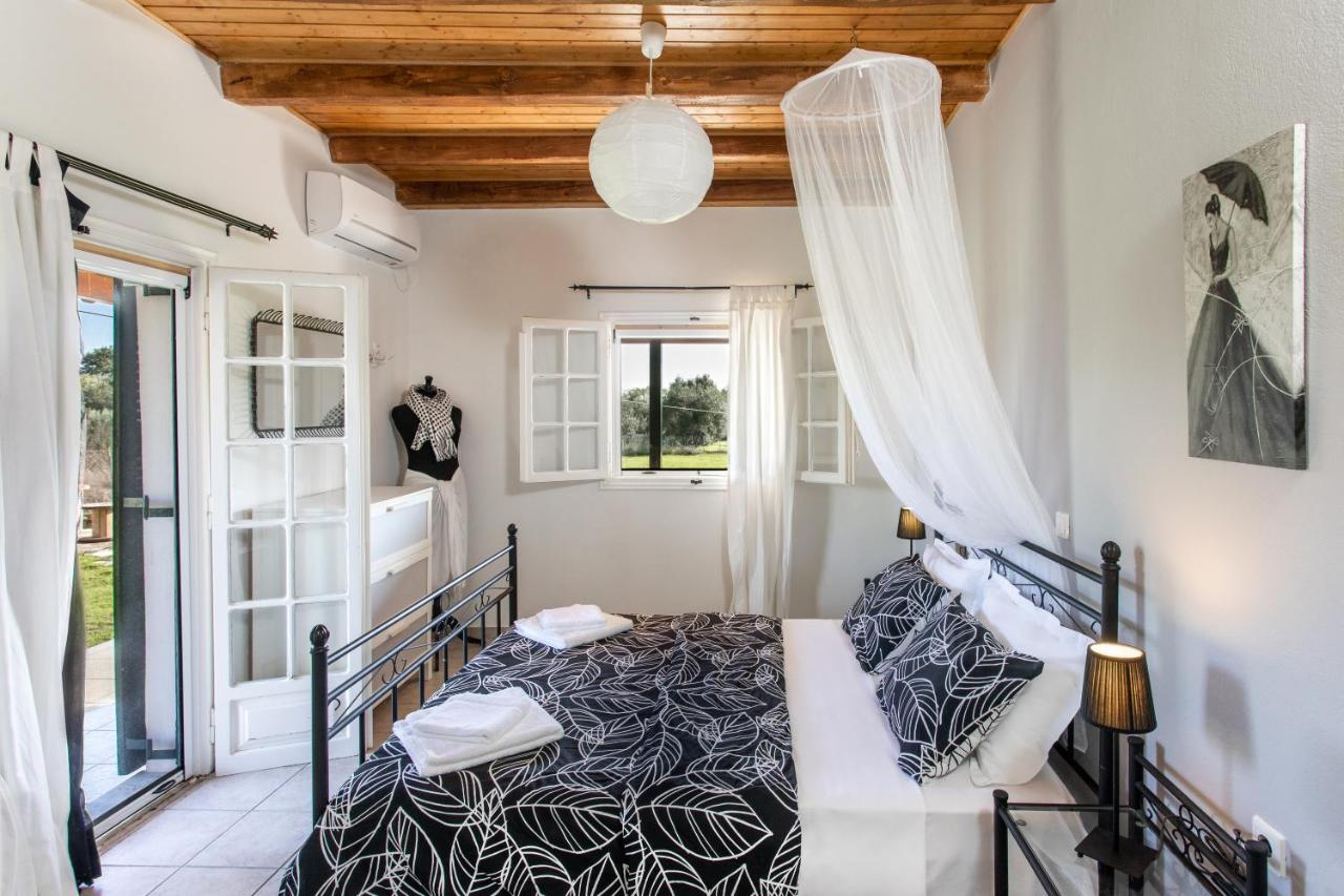 Fridas Place Halikounas Екстериор снимка